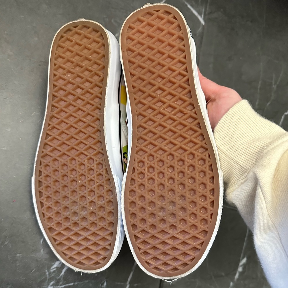 Vans Disneyworld 50th anniversary polka dot character vans 7.5 - Picture 2 of 3